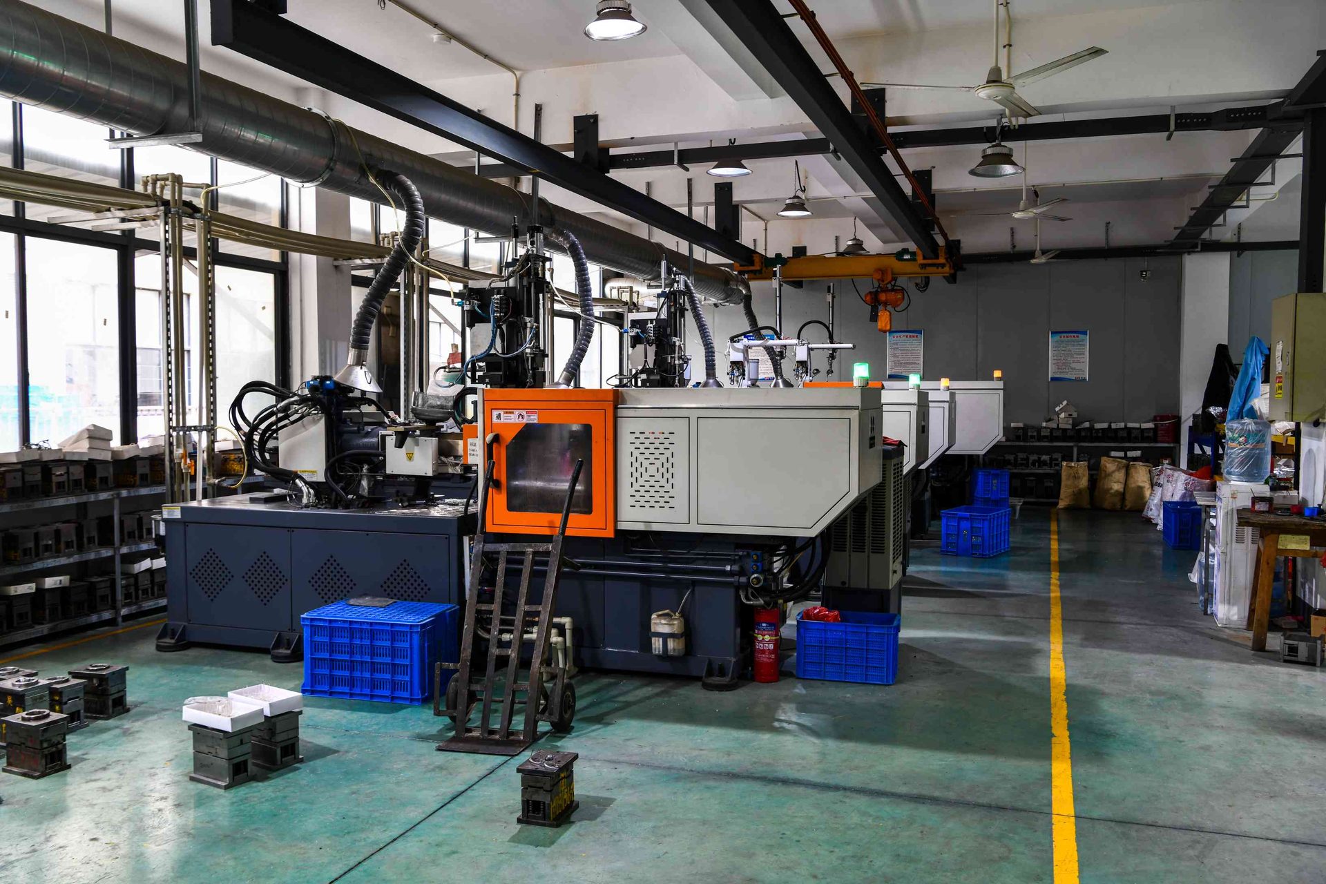 TR90 injection molding workshop overview at HAO Eyewear in Danyang
